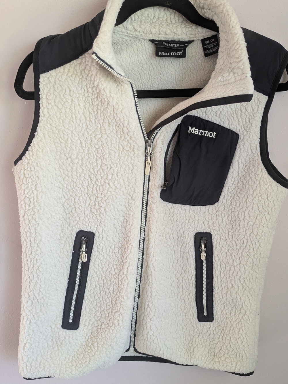 Marmot Wiley Polartec Sherpa Fleece Vest with Black Trim- Small